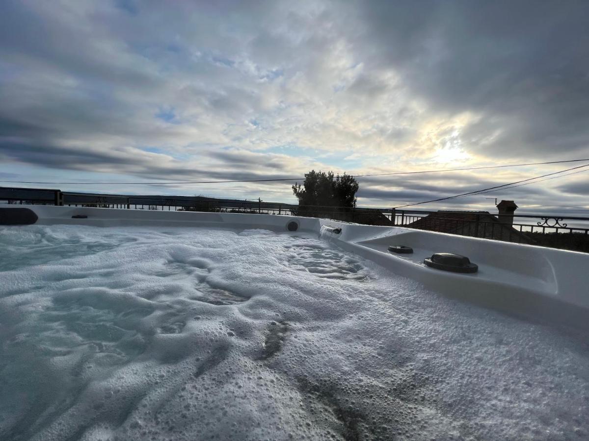 Podgora Experience Suite With Jacuzzi Nerezine Exteriör bild