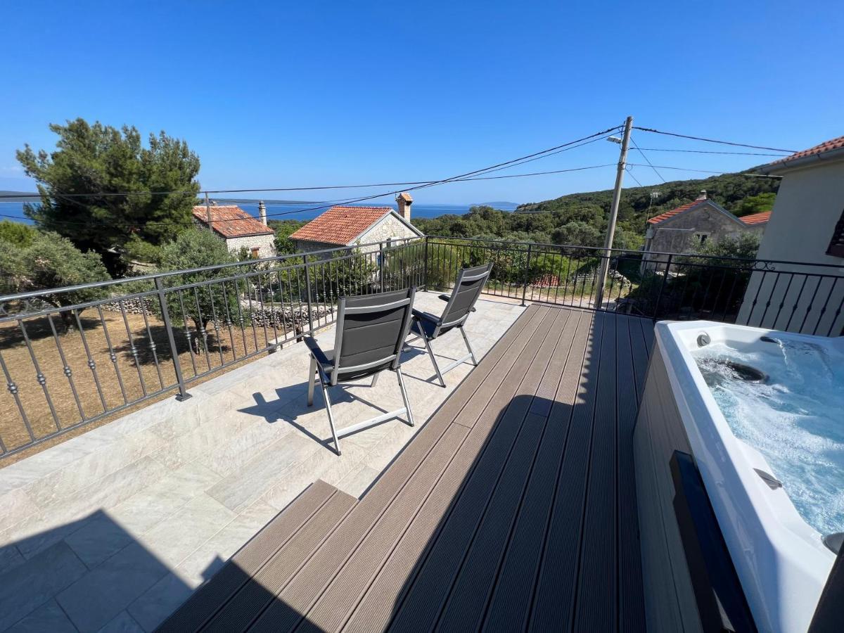 Podgora Experience Suite With Jacuzzi Nerezine Exteriör bild